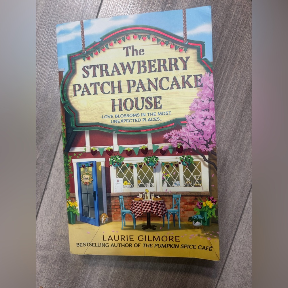 The Strawberry Patch Pancake House Book LIKE NEW